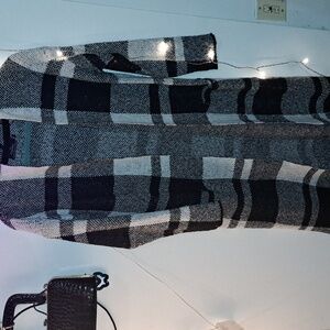 Long Black/Grey Plaid Knitted Jacket